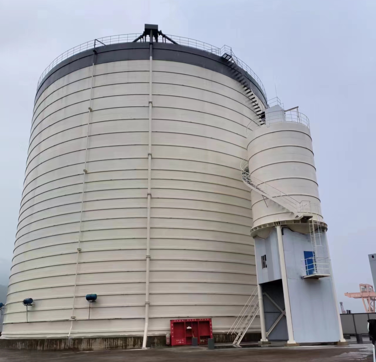 道孚10万吨水泥钢板库